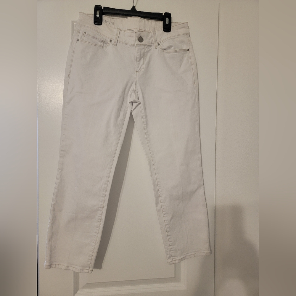 Ann Taylor White Cropped Jeans